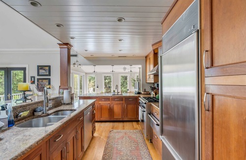 Sullivan's Island Casa | Summertime Sullivans Island Retreat!