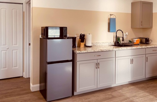 Iona Casa | Summerwind Studios