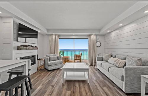 Panama City Beach Apartamento | Summit 803 - Luxury Beach Resort Condo 1-6 People