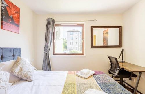 Central Aberdeen Apartamento | Summit Central - Quiet 2BR Flat WiFi Parking