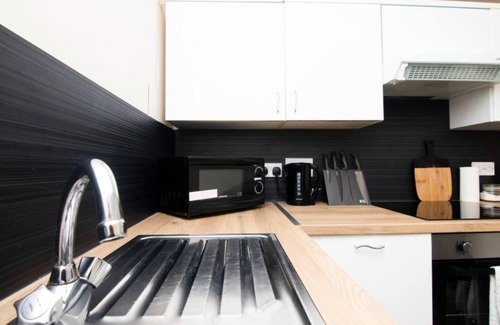 Central Aberdeen Apartamento | Summit Central - Quiet 2BR Flat, WiFi, Parking