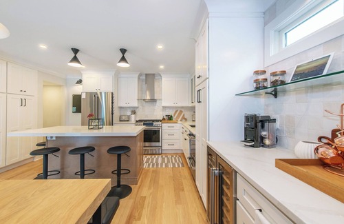 Summit Casa | Summit Downtown Hideaway 0.5mi to the express train to NYC