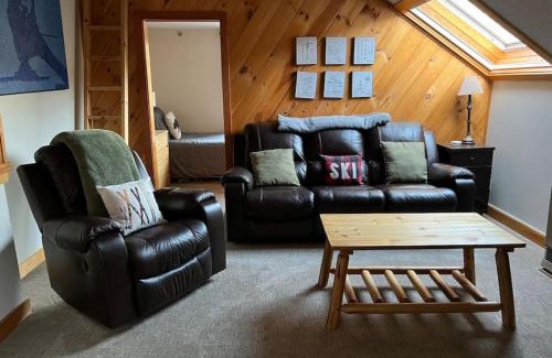 Carrabassett Valley Apartamento | Summit Haus Golf and Liftside Penthouse