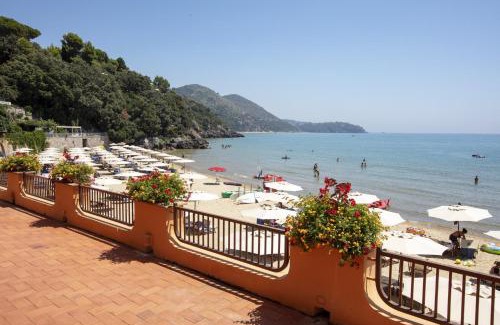 Gaeta Hotel | Summit Hotel