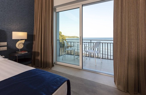 Gaeta Hotel | Summit Hotel