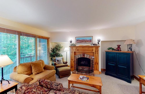 North Troy Apartamento | Summit Solitude & Latitude Adjustment