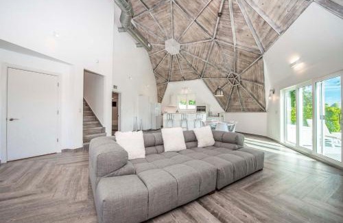 Clermont Casa | Sumner Lake House 3B