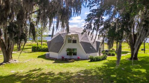 Clermont Casa | Sumner Lake House 3B