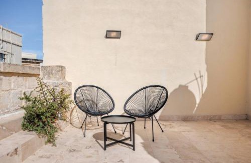 Birgu Casa | Sumptuous townhouse with roof terrace AGAL1-1