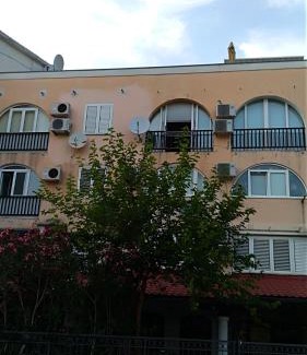 Babilonija Apartamento | Sunčani apartman 2-Vila Amfora