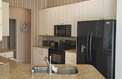 Estero Casa | Sun and Golf in Beautiful Country Creek Estates