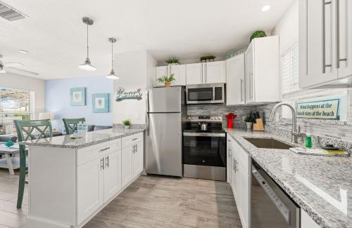 Siesta Key Villa | Sun and Sea By Beachside Management