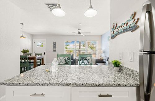Siesta Key Villa | Sun and Sea By Beachside Management