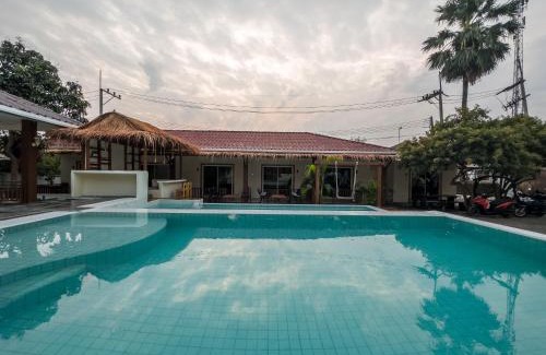 Huai Yai Hotel | Sun and Sea KohLarn