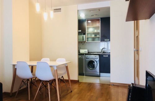 Penya-roja Apartamento | Sun Apartamento - Ciudad de Artes y Ciencias @ con balcón y parking privado