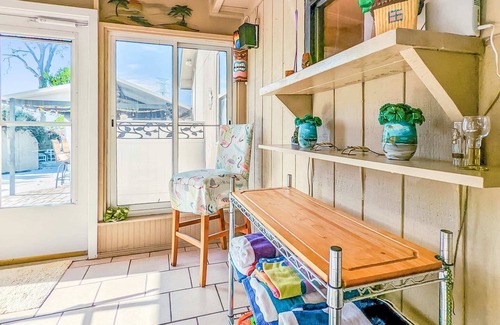 Arlington Casa | Sun & Fun 3BR Beach Home w/ Pool + Tiki Bar