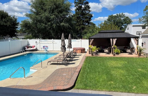 South Toms River Casa | Sun & Fun in your own backyard!