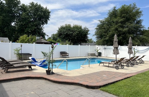 South Toms River Casa | Sun & Fun in your own backyard!