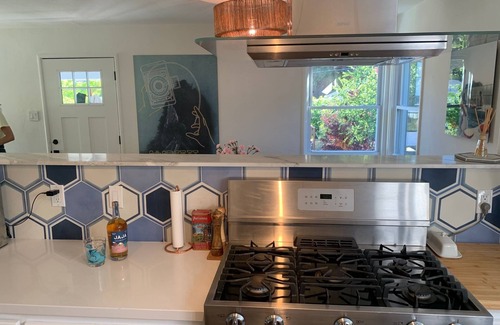 San Anselmo Casa | Sun Fun San Anselmo Pool Bungalow 4BR Sleeps 8
