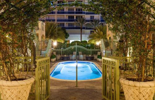 Surfside Hotel | Sun Harbour Boutique Hotel