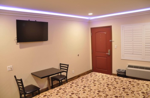 Downey Hotel | Sun Light Motel