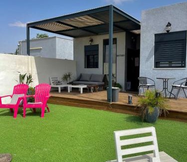 Arad Casa | Sun, Mountain & Adventure