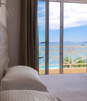 Qender Hotel | Sun N Blue Hotel