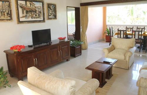 Mtwapa Complejo | Sun N Sand Beach Resort