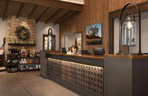 Paso Robles Otro | Sun Outdoors Paso Robles