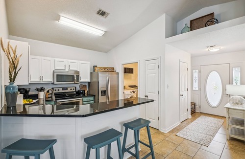 Seaspray Casa | Sun Rays and Beach Days @ Seaspray | New Rental | Beach Access | FREE Fun Pass