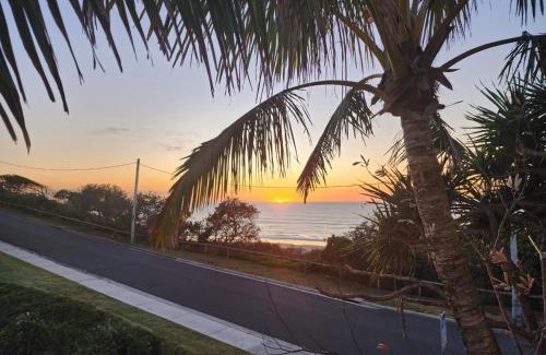 Sunrise Beach Apartamento | Sun, sand, and surf, Sunrise Beach