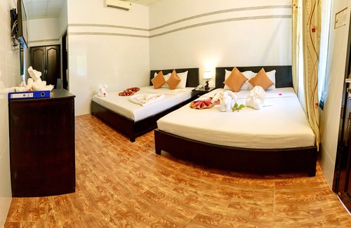 East Ham Tien Beach Hotel | Sun & Sands Beach Hotel