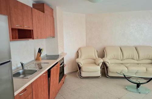 Ravda Apartamento | SUN SEA 3BDR PENTHOUSE, Ravda