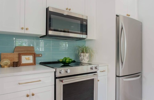 Disston Heights Casa | "Sun Seeker" Private|Heated Pool|Monthly