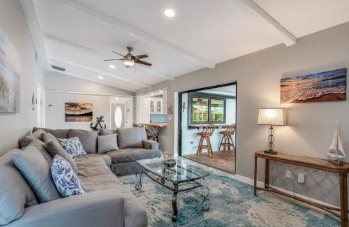 Cape Coral Casa | Sun & Smiles
