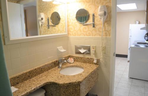 Reeds Hotel | Sun Viking Lodge - Daytona Beach