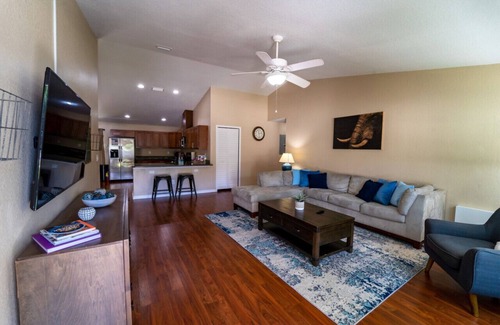 Temple Crest Casa | KMG: "SUN VILLA" 3BD 2BA TPA HOME W / SPA CERCA DE USF