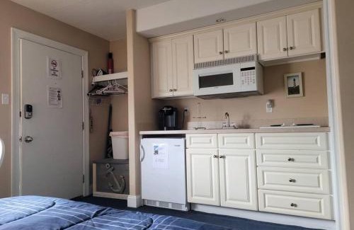 North End Apartamento | Sunbeach Condo 900 Wesley Avenue Unit 109