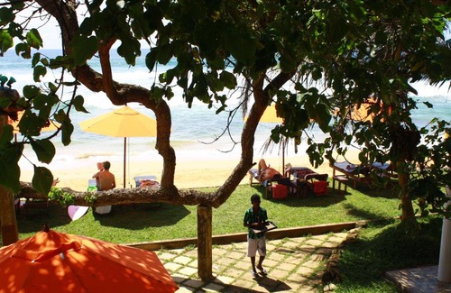 Thiranagama Hotel | Sunbeach Hotel