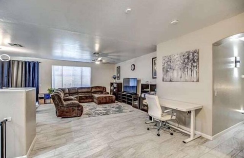 Ashton Ranch Casa | Sunbeam Sanctuary | 4b2b | Pet Friendly | Hot Tub in Surprise