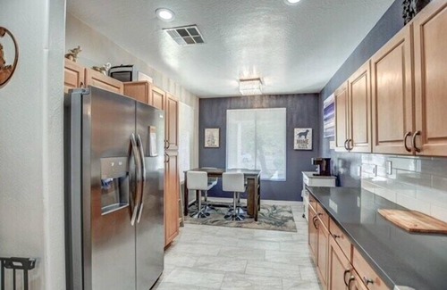 Ashton Ranch Casa | Sunbeam Sanctuary | 4b2b | Pet Friendly | Hot Tub in Surprise