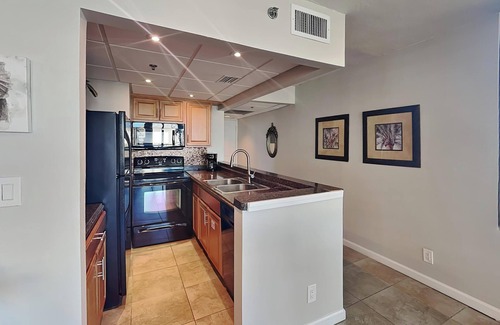 Panama City Beach Complejo | Sunbird Beach Resort by Southern Vacation Rentals