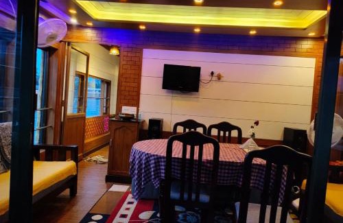 Alappuzha Alquiler De Eote | Sunbirds Premium House Boat at Alleppey Backwaters Kerala