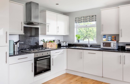 Winnard's Perch Cabaña | SUNBOW AT RETALLACK RESORT, pet friendly in Sunbow, St Columb Major