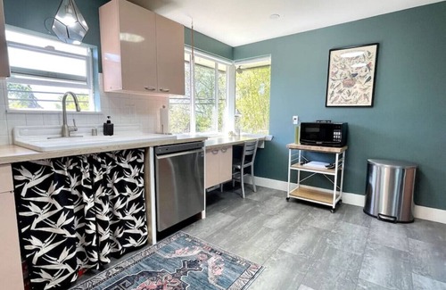 Fremont Casa | Sunbreak Suite in Fremont with Park Views