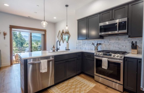 Cle Elum Chalet De Esquí | Suncadia 2 Bdrm Village Chalet Perched on the Pond Resort Core