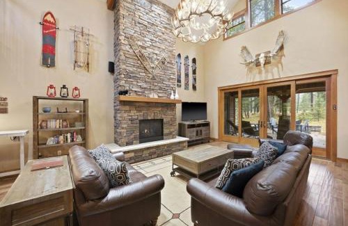 Cle Elum Casa | Suncadia 4 Bdrm Home with Private Hot Tub