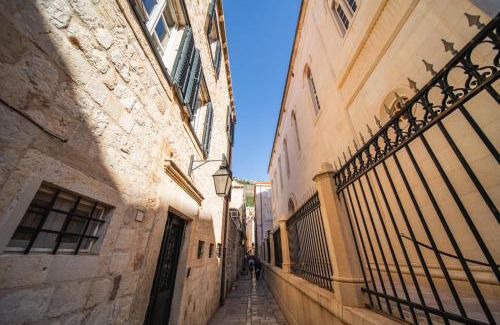 Dubrovnik Old Town Apartamento | SUNce Palace Apartments with free offsite parking