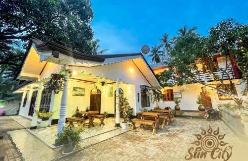 Minuwangoda Cama Y Desayuno | SunCity Airport Transit Stay