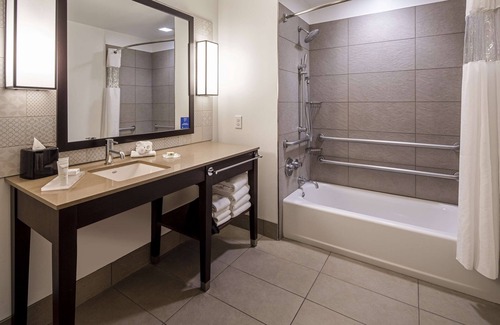 Anaheim Resort Hotel | SunCoast Park Hotel Anaheim Resort, Tapestry by Hilton